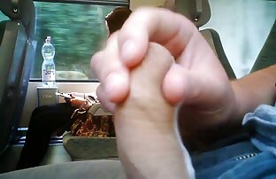 XXX Photographer guides mamá y adolescente mediante lesbiana sexo 8 audio latino xxx