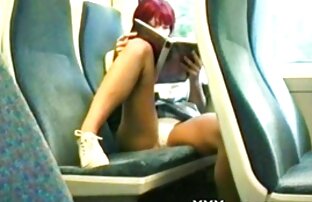 XXX Sexy rubia adolescente porno español español juega con ella misma en la terraza de la azotea