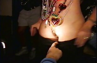 XXX Mujer porno con dialogos en español asiática disfruta de puta culo
