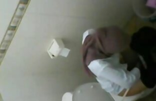 XXX martillar un viejo coño mientras su marido se masturba peliculas xxx subtituladas en español