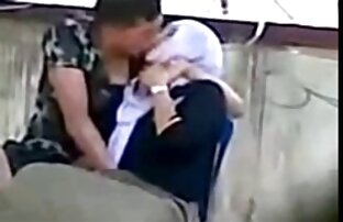 XXX Dos mujeres dominantes usan un videos en español xxx hombre sumiso