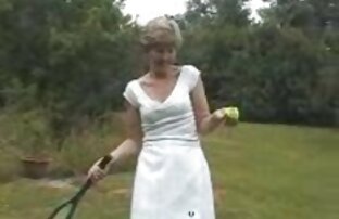 XXX Adolescente disfruta de videos porno en fakings madera vieja